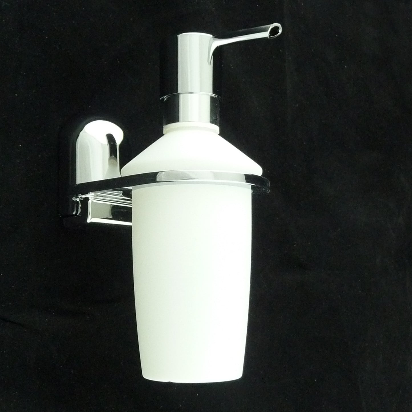 Cobalt - Seifenspender Chrom Retourenware/Auslauf-Modell