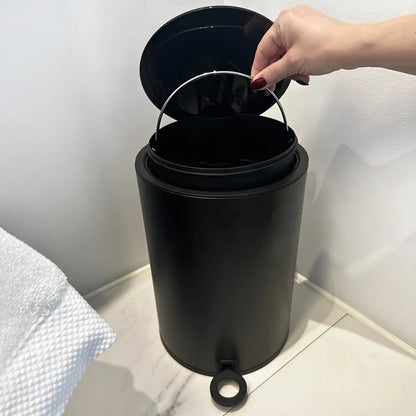 Outline - Kosmetikeimer 6 Liter FK 668 Schwarz Matt Retourenware